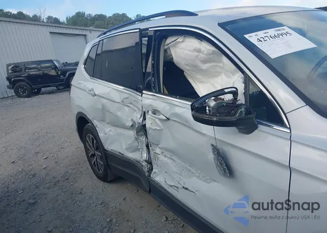 2018 Volkswagen Tiguan 2.0T Se/2.0T Sel from USA, damaged, VIN 3VV3B7AX2JM213091